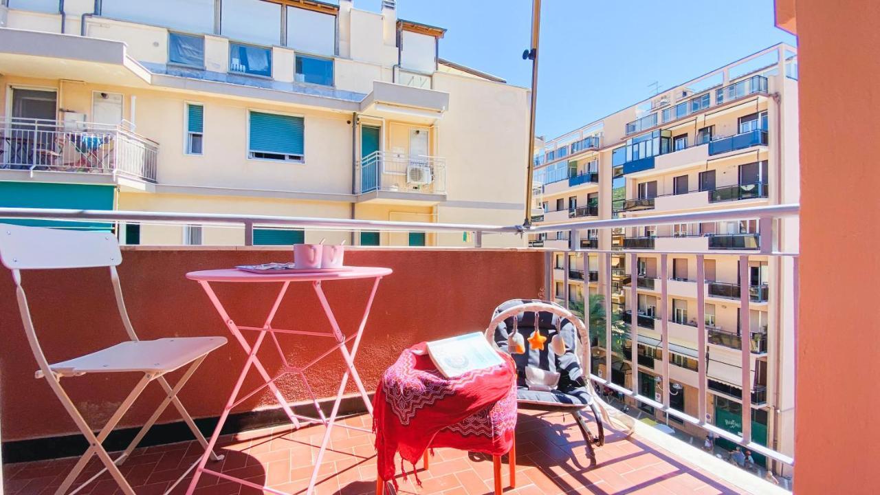 Babyaccommodation Family Panoramic II Pietra Ligure Exterior foto